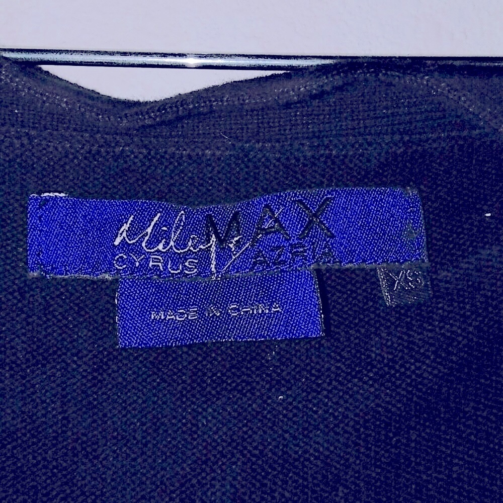 Vest - Picture 2 of 3
